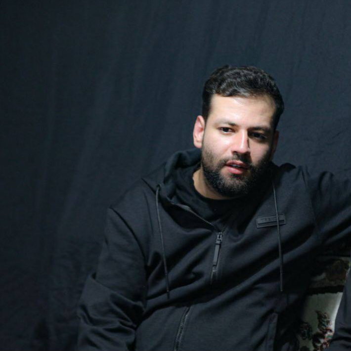 زمینه میخوام که آقا محرم تو باشم امیر برومند
